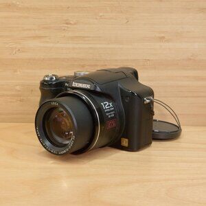 Panasonic Lumix DMC-FZ8 7.2MP Digital Camera, 12x Optical Zoom, Made in Japan